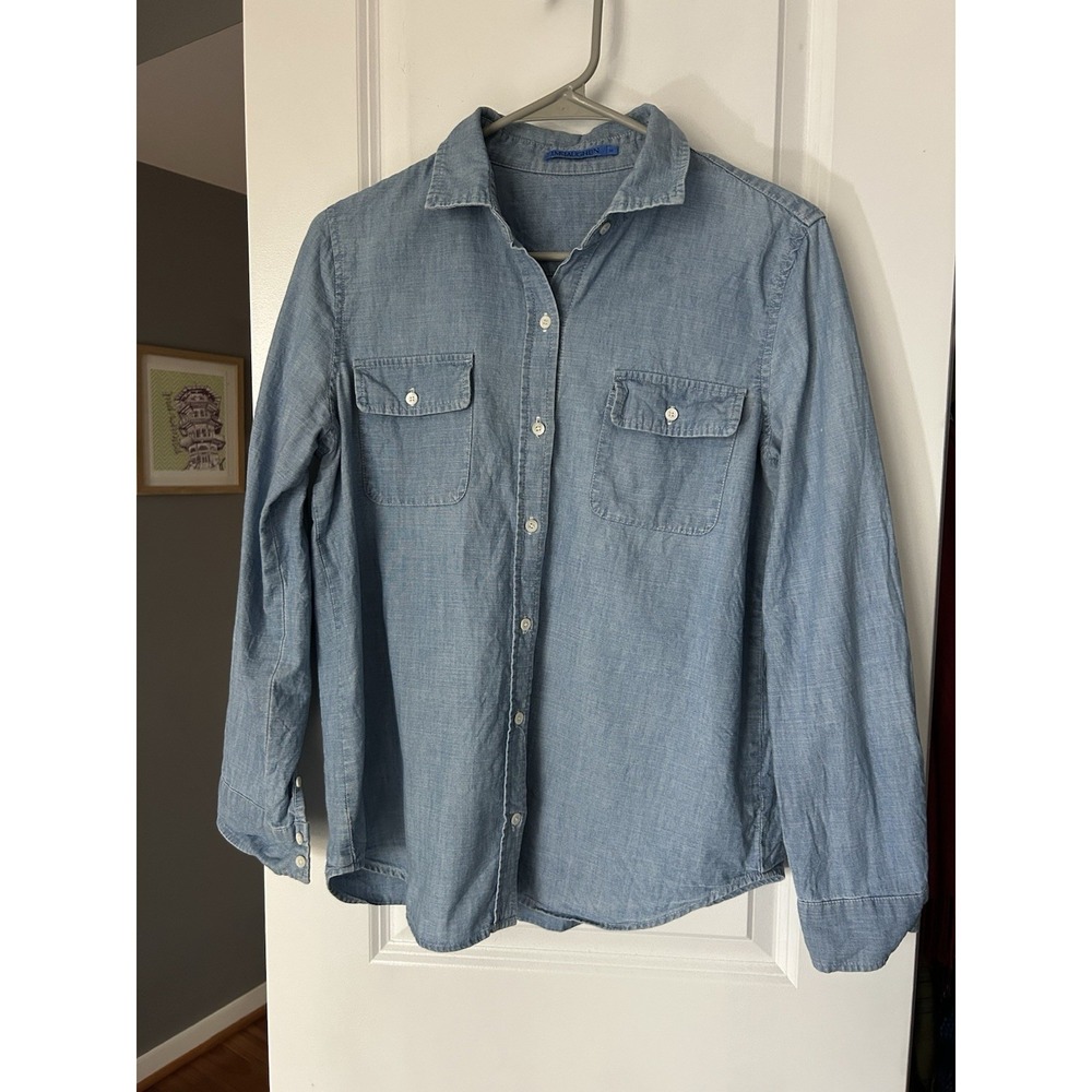 J. McLaughlin Women's Button Up Chambray Blouse Cotton Denim Shirt Size Medium